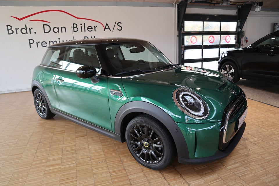 MINI Cooper SE Classic Trim 3d