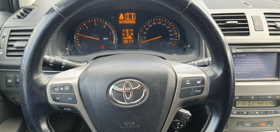 Toyota Avensis 2,0 D-4D T2 stc. 5d