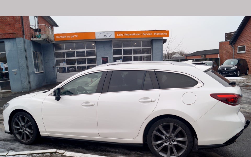 Mazda 6 2,2 SkyActiv-D 150 Core Business stc. 5d
