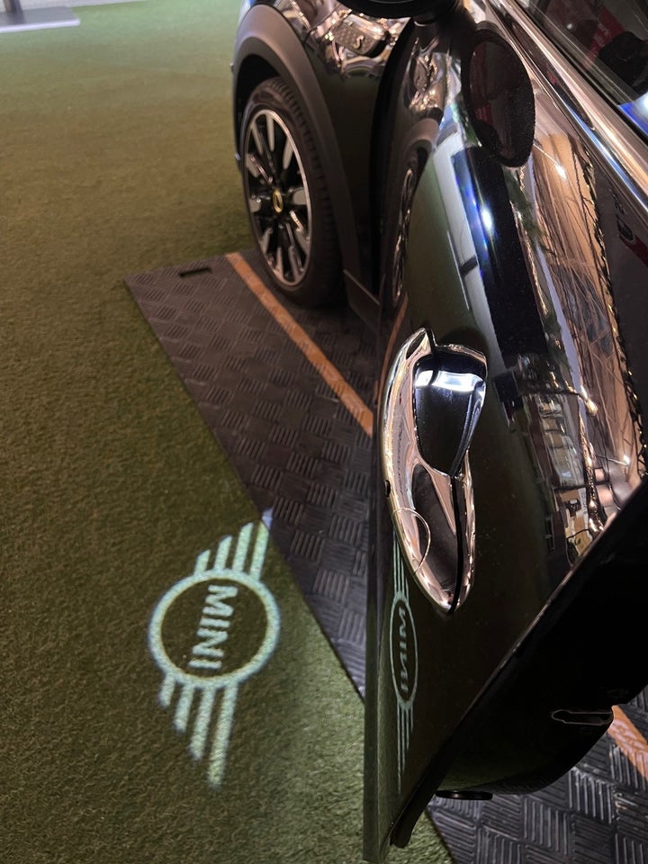 MINI Cooper SE Yours Trim 3d