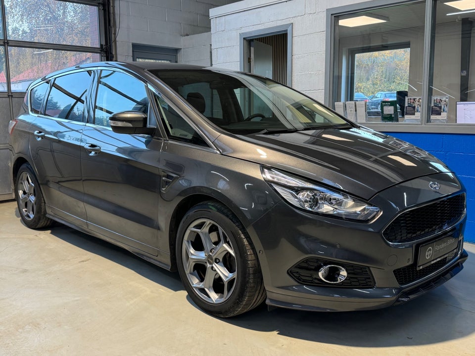 Ford S-MAX 2,0 TDCi 180 Titanium aut. 5d