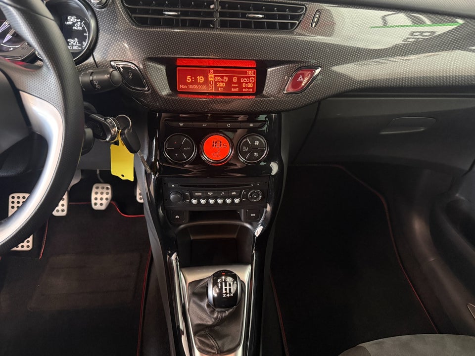 Citroën DS3 1,6 e-HDi 115 Sport 3d