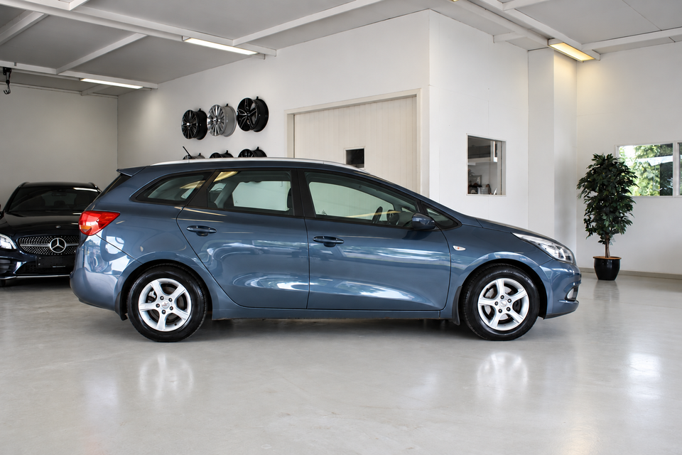 Kia Ceed 1,6 GDi Active SW 5d