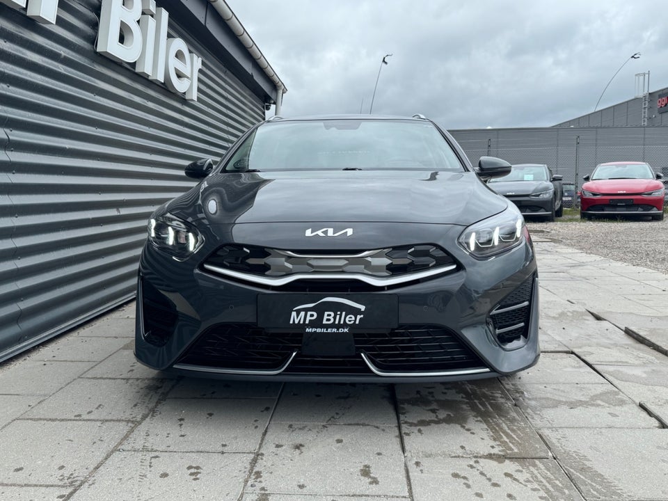 Kia Ceed 1,6 PHEV Upgrade Premium SW DCT 5d