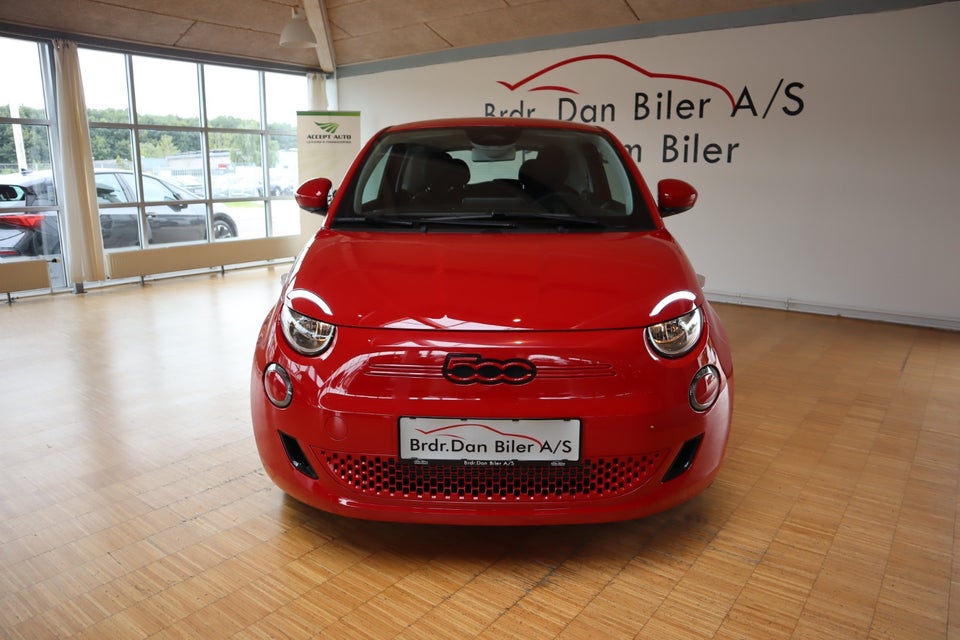 Fiat 500e (RED) 3d