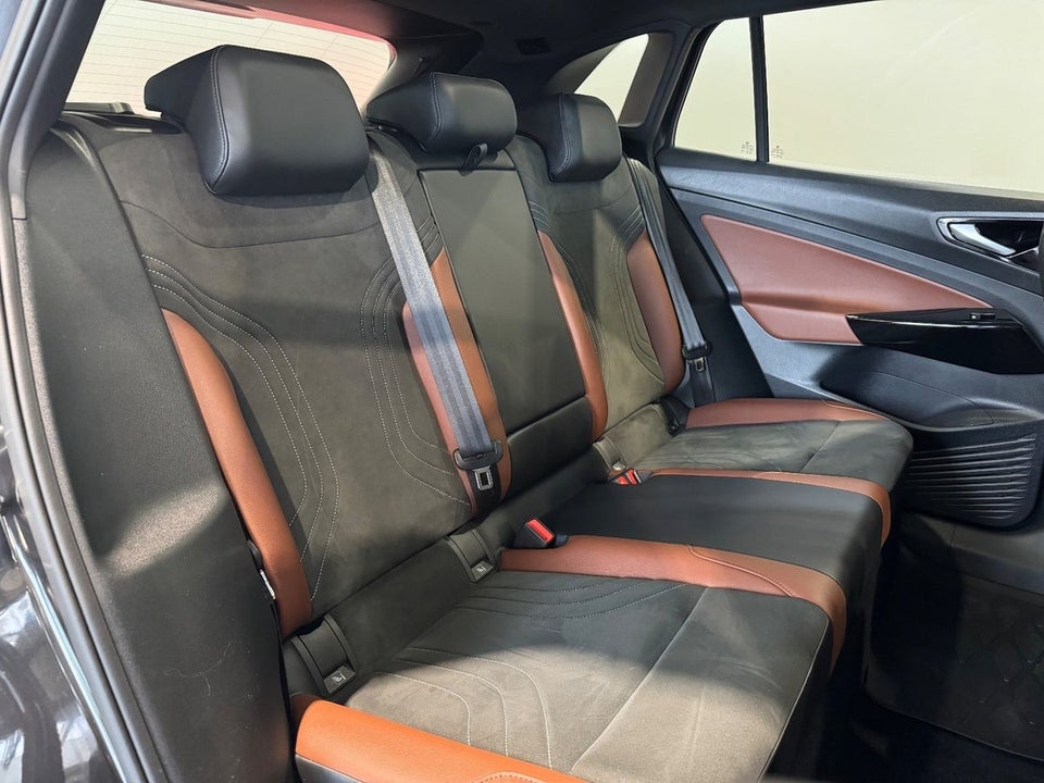 VW ID.4 77 Pro Performance Tech 5d