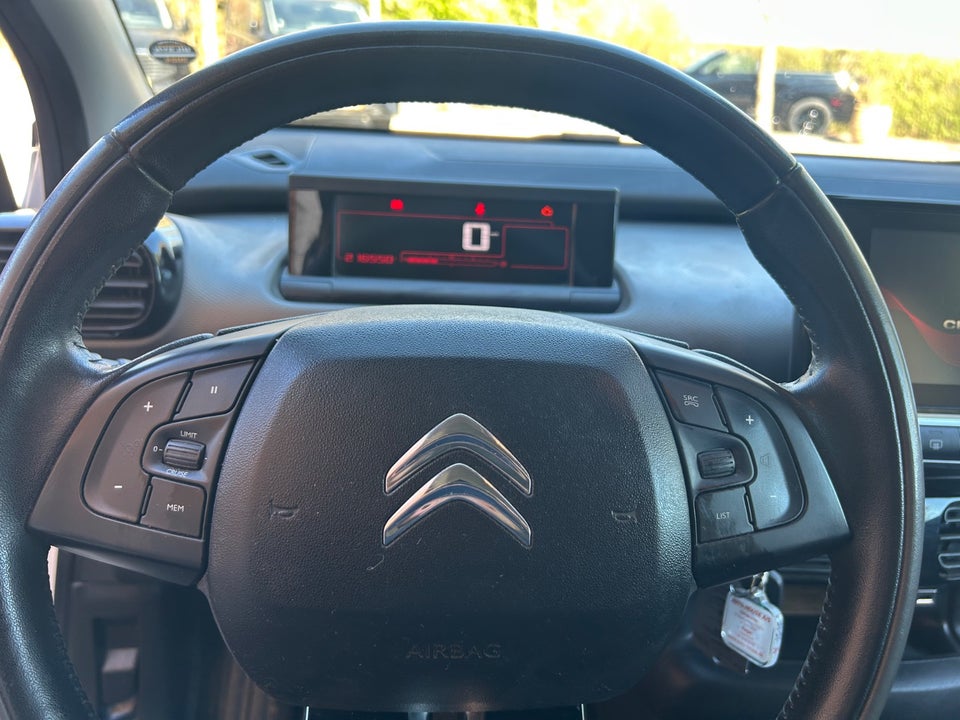 Citroën C4 Cactus 1,6 BlueHDi 100 Feel+ Van 5d