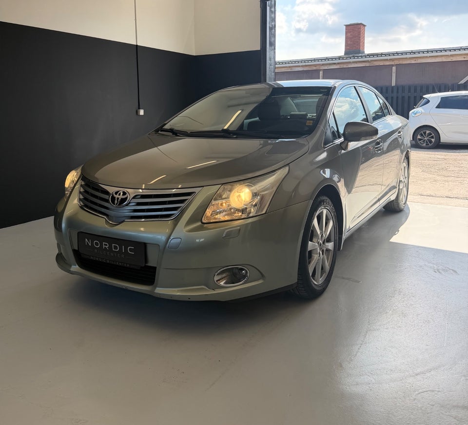 Toyota Avensis 1,8 VVT-i T2 E-CVT 4d
