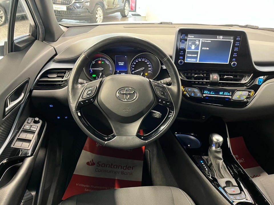 Toyota C-HR 1,8 Hybrid C-ENTER CVT 5d