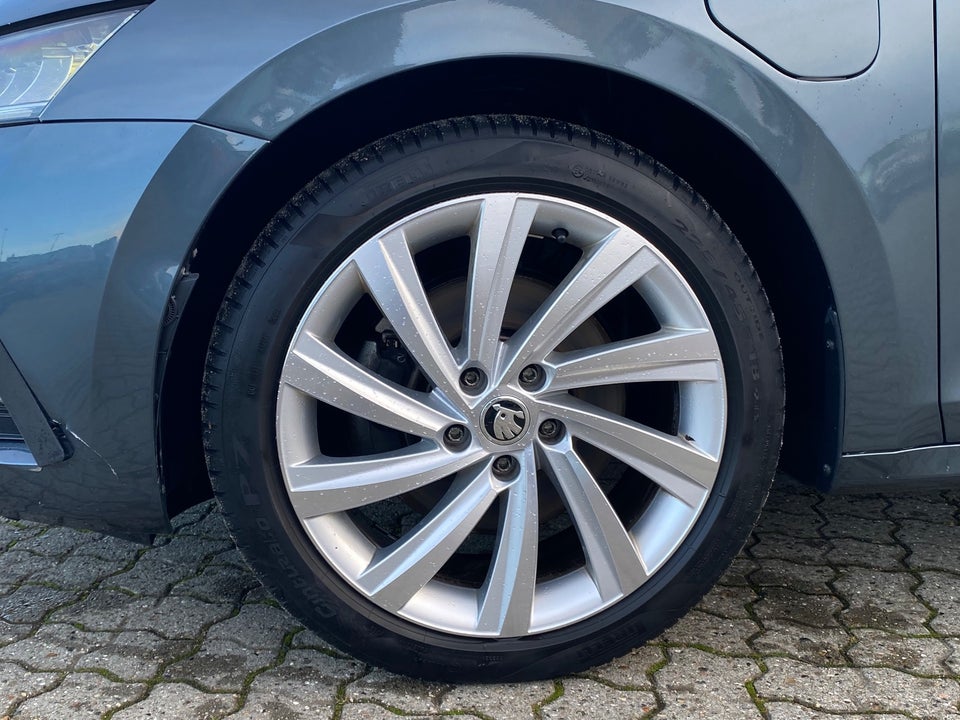 Skoda Octavia 1,4 TSi iV Plus Combi DSG 5d