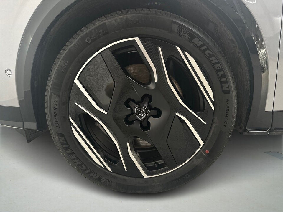 Peugeot e-5008 77 GT Pack AWD 7prs 5d