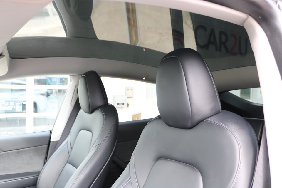 Tesla Model Y RWD 5d