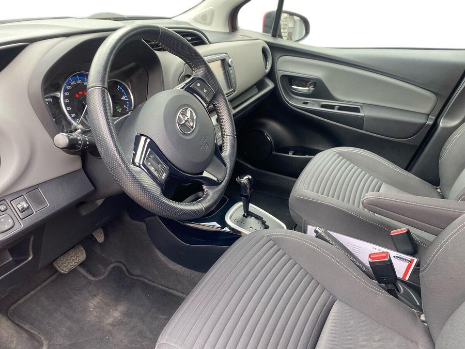 Toyota Yaris 1,5 Hybrid H2 Style e-CVT 5d