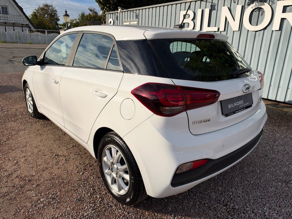 Hyundai i20 1,25 Style 5d