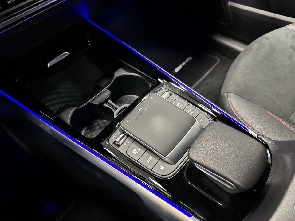 Mercedes EQB250 AMG Line 5d
