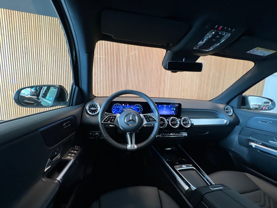 Mercedes EQB250+ Progressive 5d