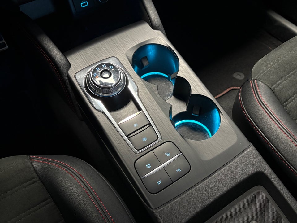 Ford Kuga 2,5 PHEV ST-Line X CVT 5d