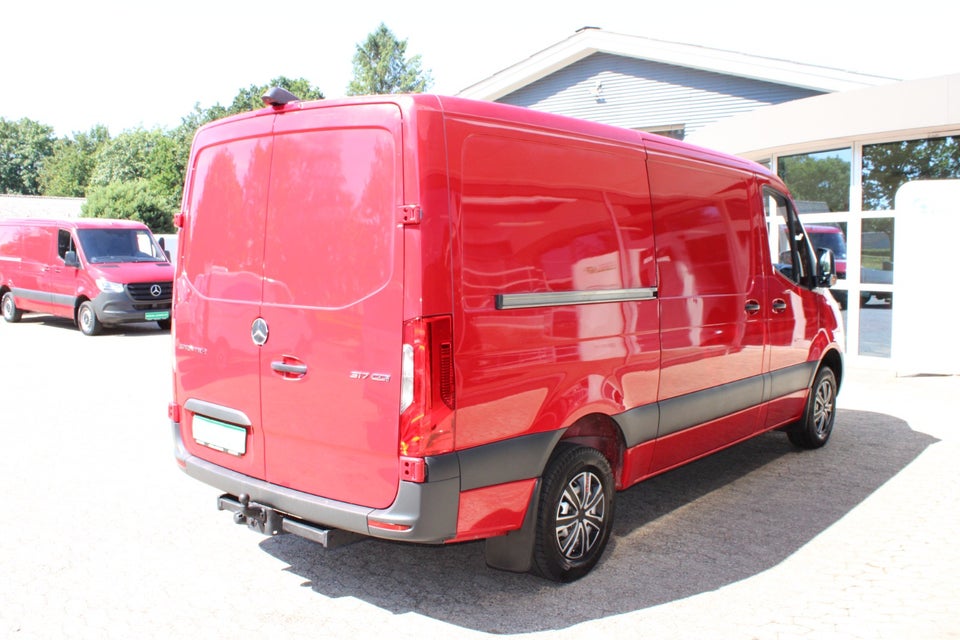 Mercedes Sprinter 317 2,0 CDi A2 Kassevogn aut. RWD