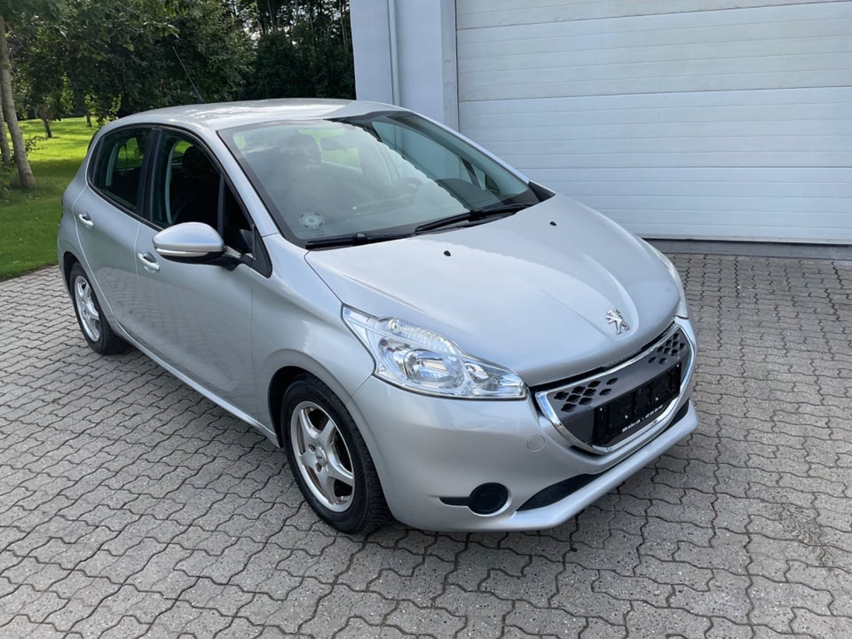 Peugeot 208 1,4 e-HDi 68 Access ESG 5d