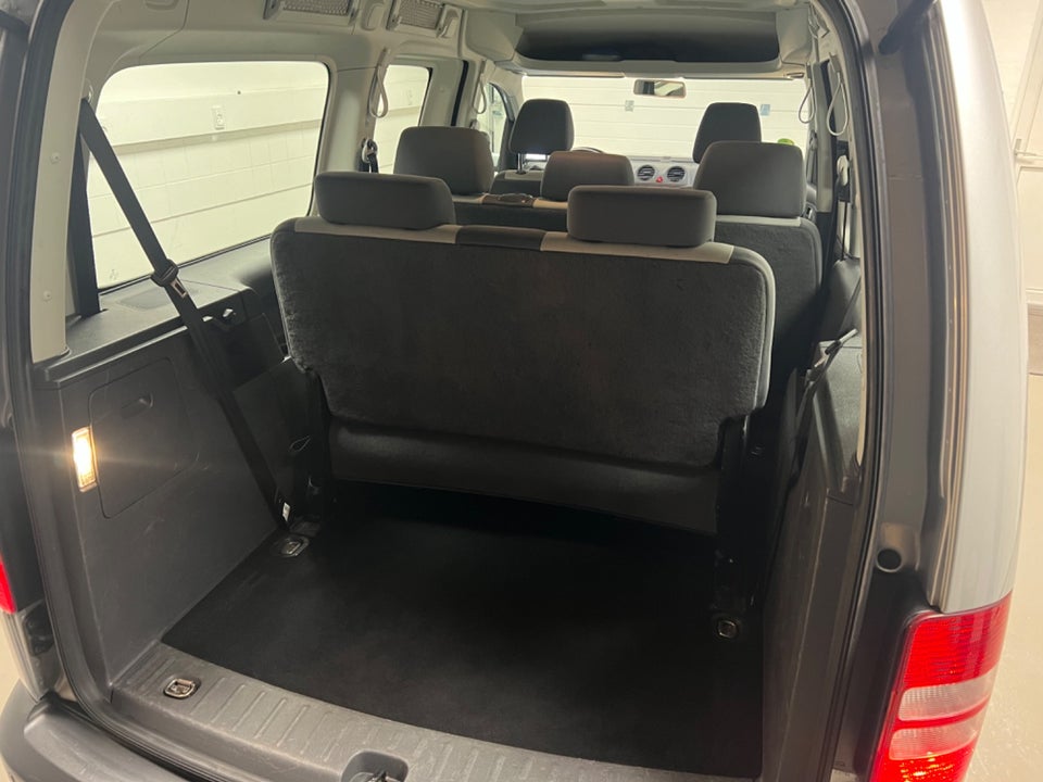 VW Caddy Maxi 1,2 TSi 105 Trendline 5d