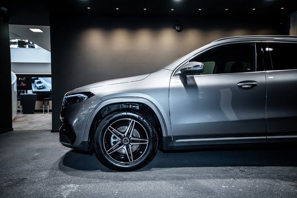 Mercedes EQA250+ AMG Advance 5d