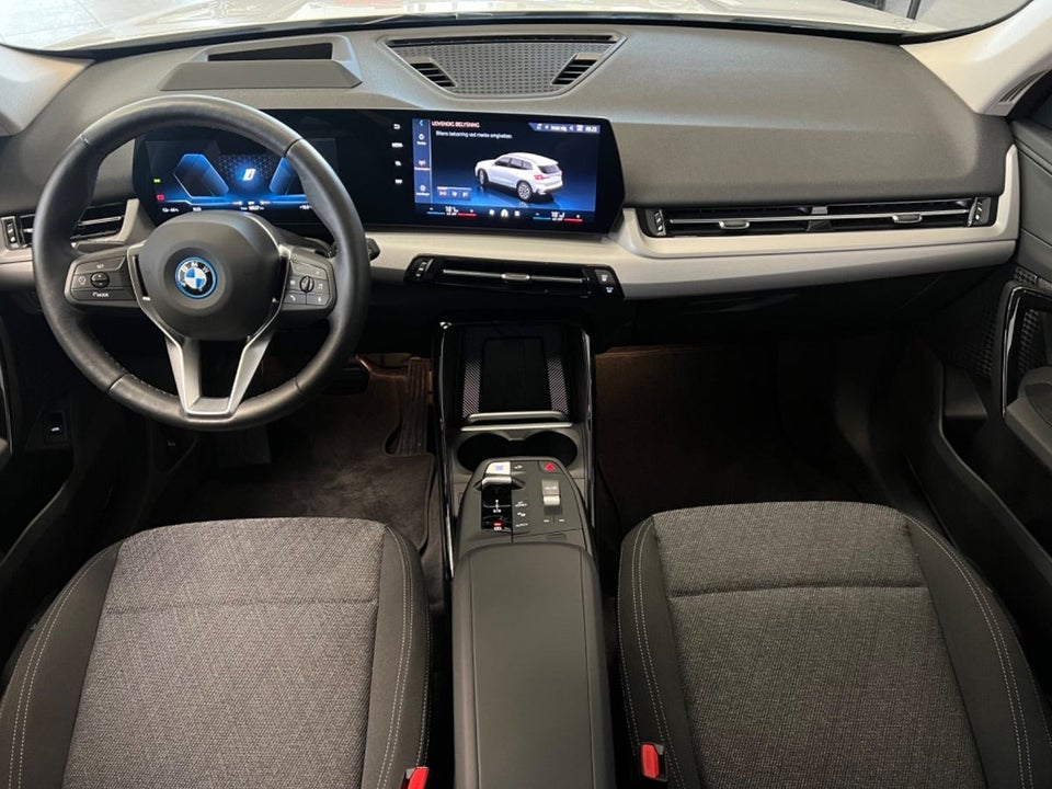 BMW iX1 xDrive30 5d