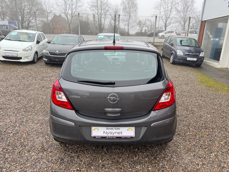 Opel Corsa 1,4 16V Cosmo 5d