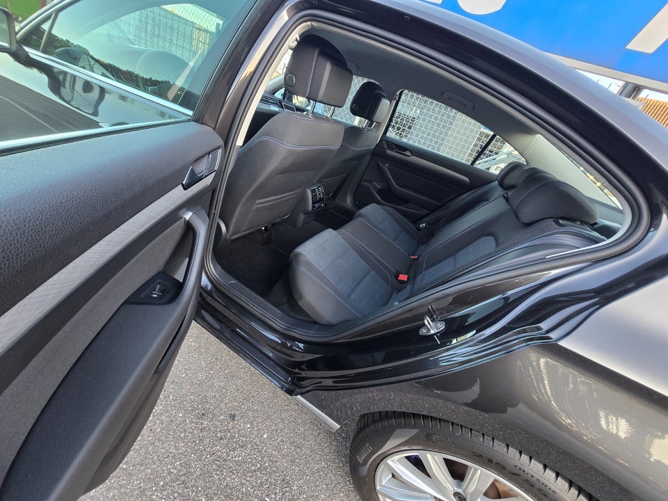VW Passat 1,4 GTE DSG 4d