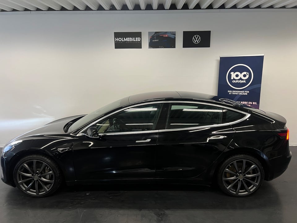 Tesla Model 3 Long Range RWD 4d