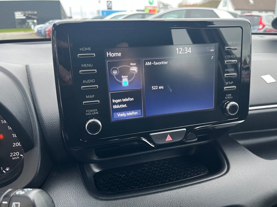 Toyota Yaris 1,5 Hybrid H3 e-CVT 5d