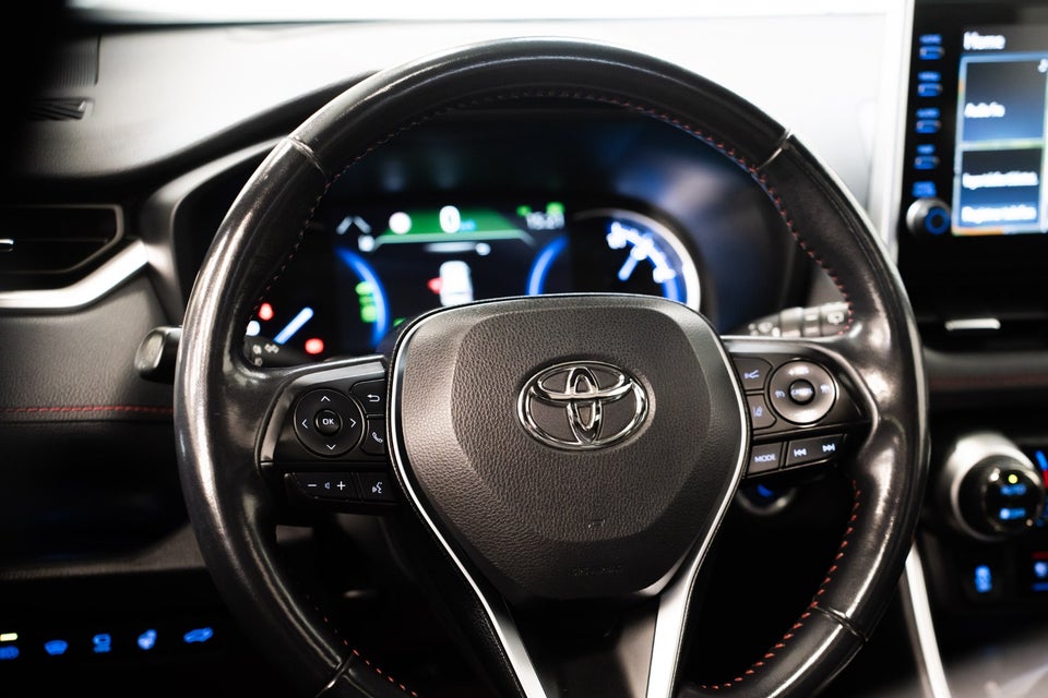 Toyota RAV4 2,5 Plug-in Hybrid H3 Executive AWD-i 5d