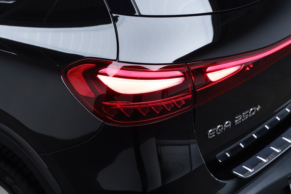 Mercedes EQA250+ AMG Premium 5d