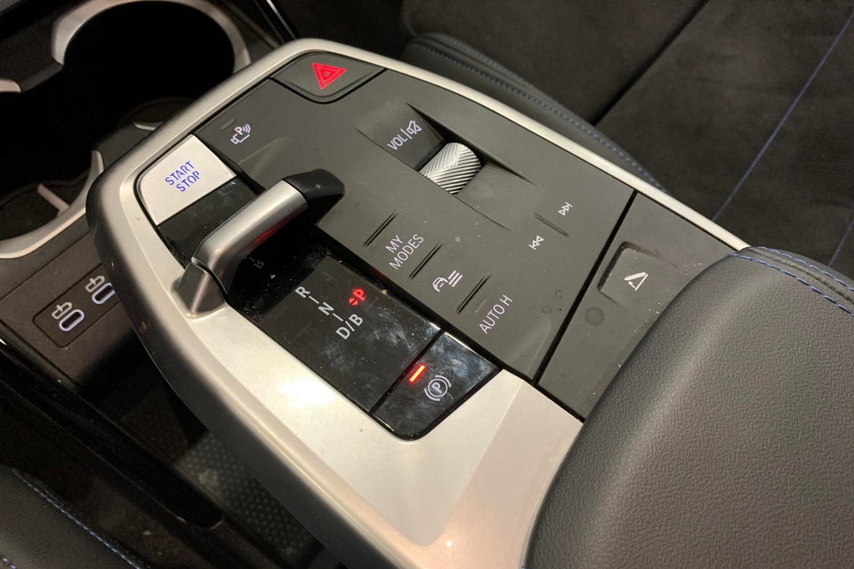 BMW iX1 eDrive20 M-Sport 5d