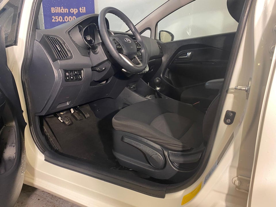 Kia Rio 1,2 CVVT Style+ 5d