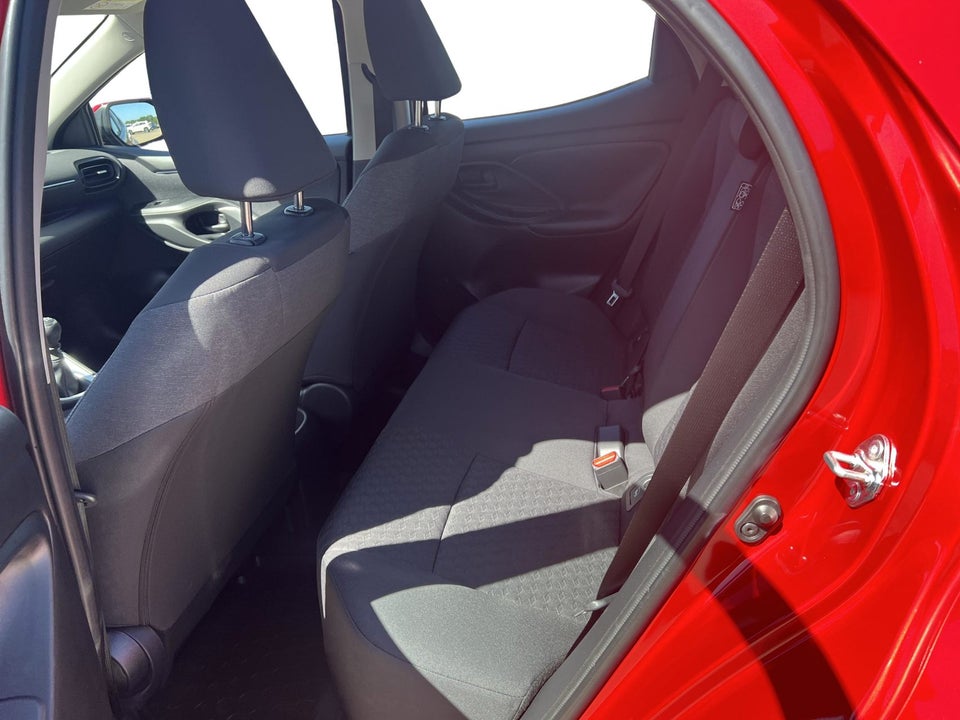 Toyota Yaris 1,5 Active Tech+ 5d