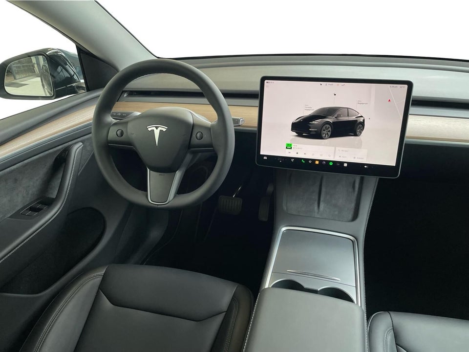 Tesla Model Y Long Range RWD 5d