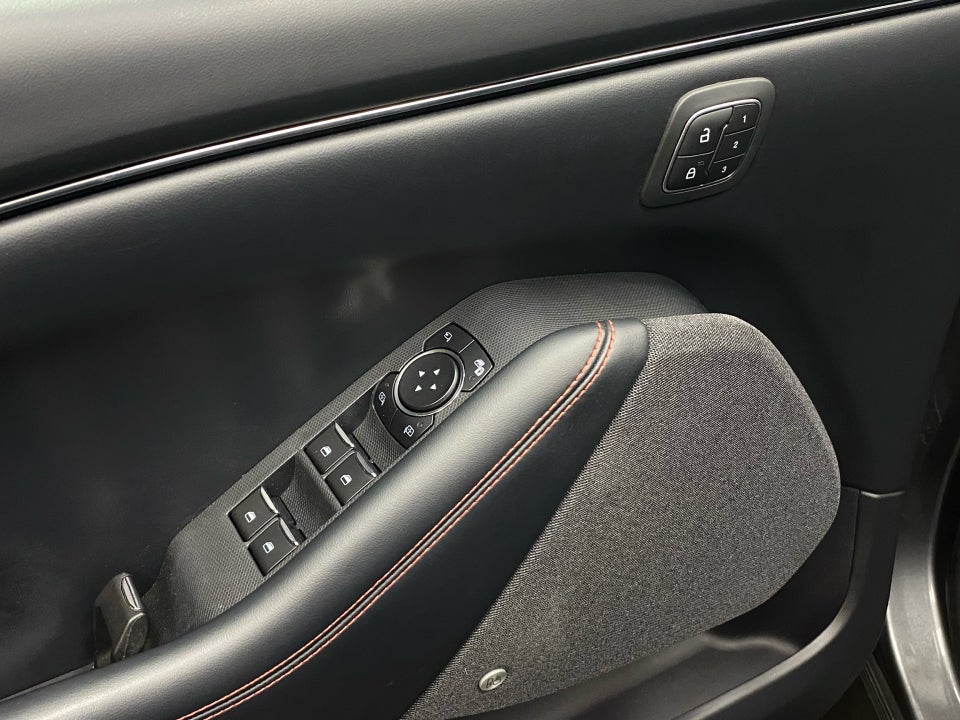 Ford Mustang Mach-E 88 First Edition Extended Range AWD 5d