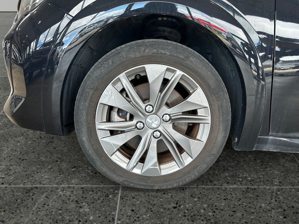 Peugeot e-208 50 Allure 5d