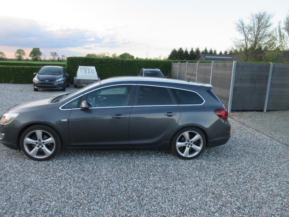Opel Astra 2,0 CDTi 165 Sport Sports Tourer 5d