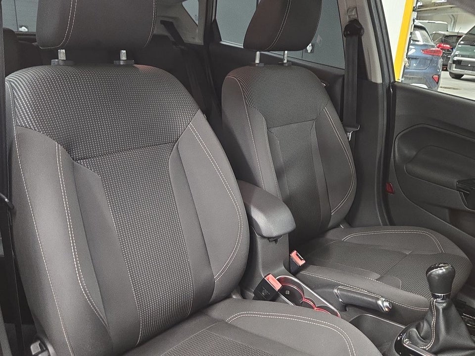 Ford Fiesta 1,0 EcoBoost Titanium 5d