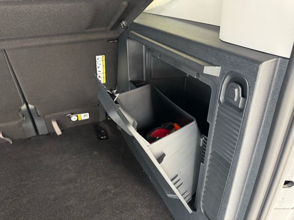 Ford E-Tourneo Courier 46 Active
