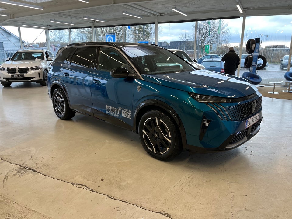 Peugeot e-5008 77 GT Pack 7prs 5d