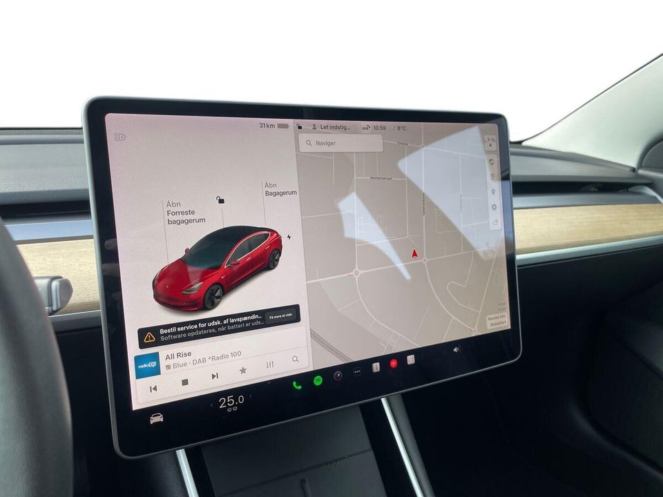 Tesla Model 3 Standard Range+ RWD 4d