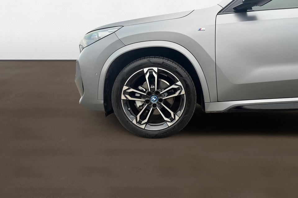 BMW iX1 eDrive20 M-Sport 5d