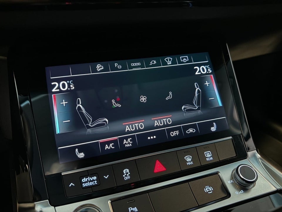 Audi e-tron 55 S-line quattro 5d