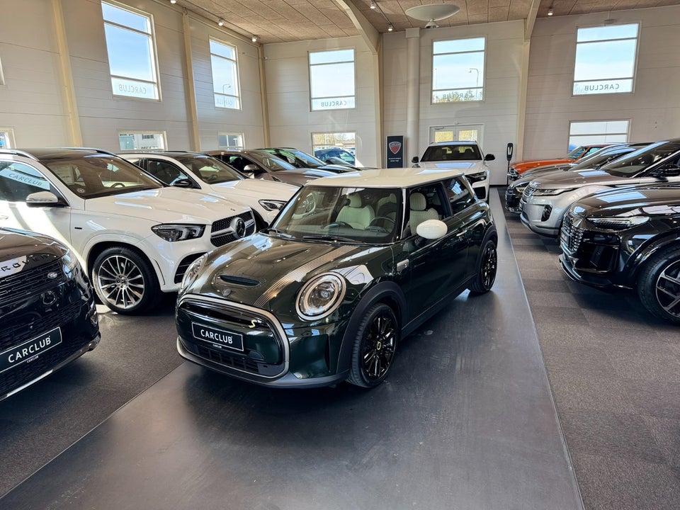 MINI Cooper SE Resolute Edition 3d