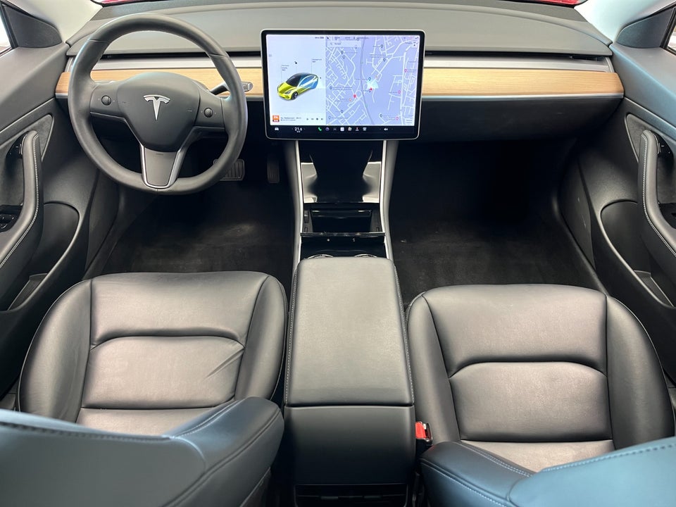 Tesla Model 3 Standard Range+ RWD 4d