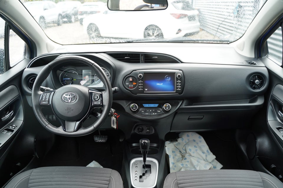 Toyota Yaris 1,5 Hybrid H2 Premium e-CVT 5d