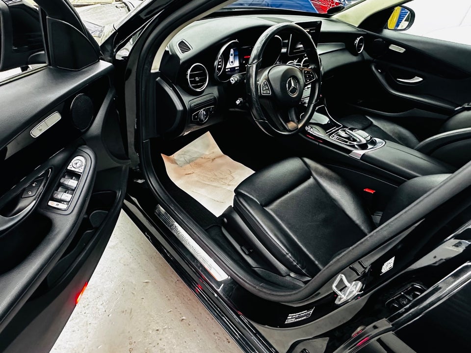 Mercedes C220 d 2,2 Avantgarde aut. 4d