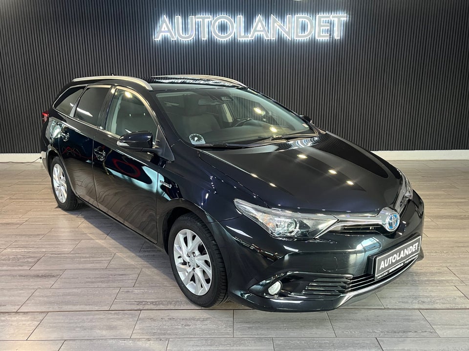 Toyota Auris 1,8 Hybrid H2 Comfort Touring Sports CVT 5d